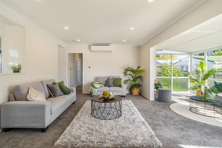 Photo of property in 5a Totara Park Road, Clouston Park, Upper Hutt, 5018