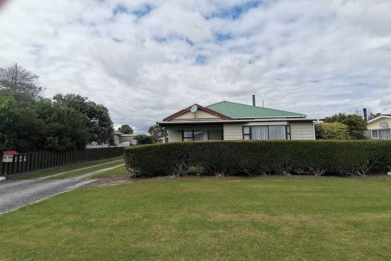 Photo of property in 124 Davie Street, Hokitika, 7810