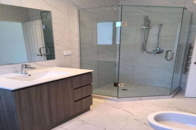 Photo of property in 6 Twin Parks Rise, Papakura, 2110