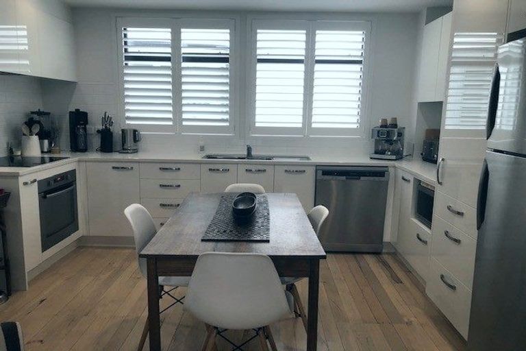 Photo of property in 2/10 Rose Road, Grey Lynn, Auckland, 1021