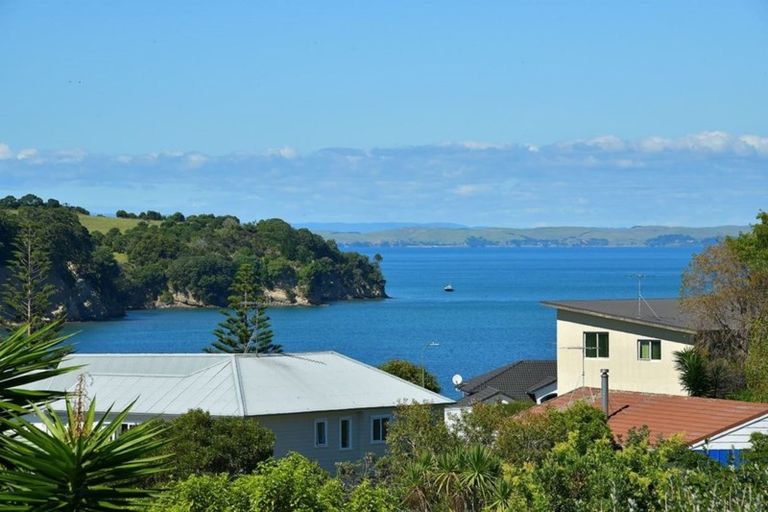 Photo of property in 10 Everard Avenue, Army Bay, Whangaparaoa, 0930