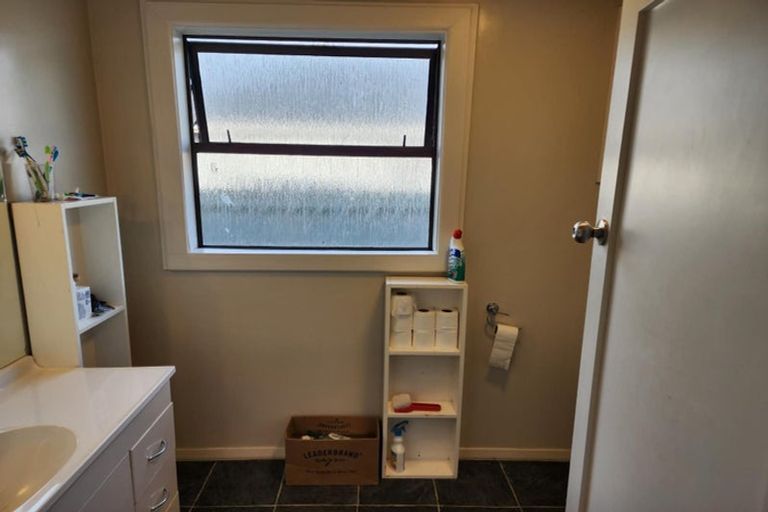 Photo of property in 49 Balgay Street, Upper Riccarton, Christchurch, 8041