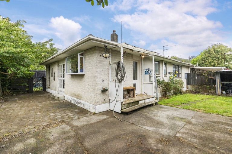 Photo of property in 1/48 Cruickshank Road, Clouston Park, Upper Hutt, 5018