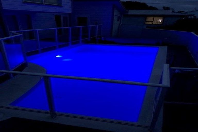 Photo of property in 77 Seaview Road, Paremata, Porirua, 5024