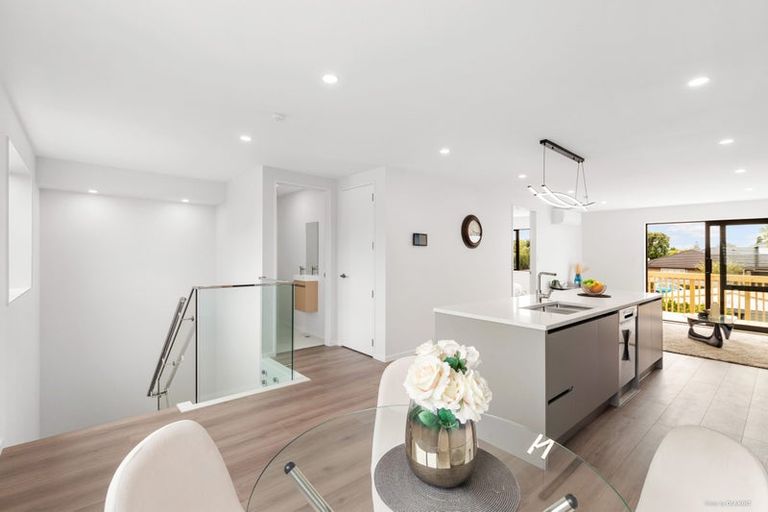 Photo of property in 53a Taikata Road, Te Atatu Peninsula, Auckland, 0610
