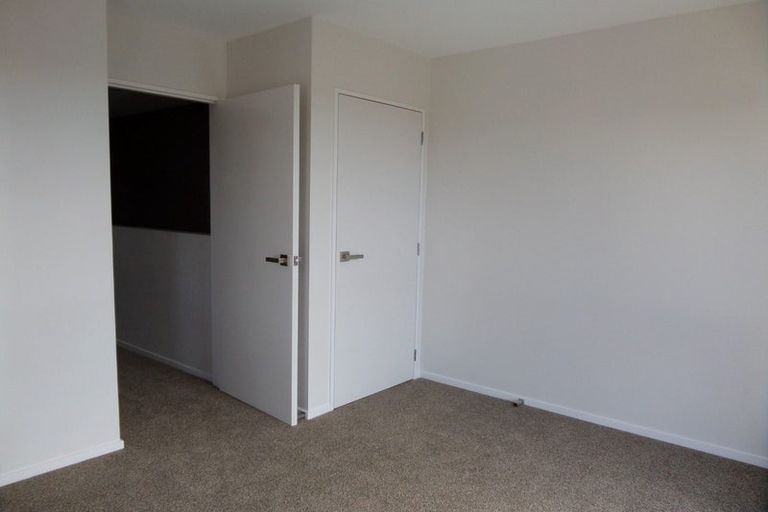 Photo of property in 15/10 Silver Moon Road, Albany Heights, Auckland, 0632