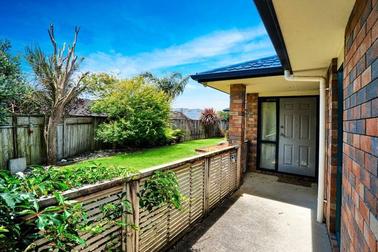 Photo of property in 21 Greig Place, Pukekohe, 2120
