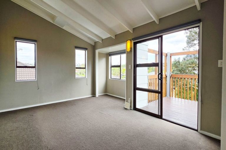 Photo of property in 25a Bay Street, Red Beach, 0932