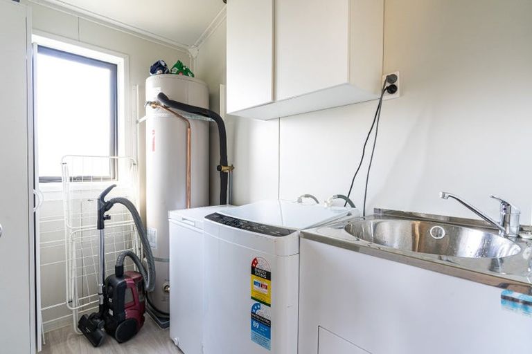 Photo of property in 3b Duff Crescent, Highbury, Palmerston North, 4412