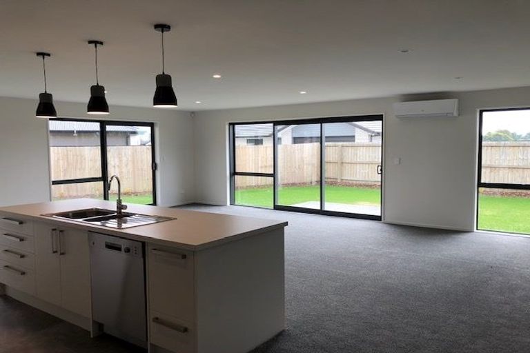 Photo of property in 4 Hamlett Drive, Woodend, 7610