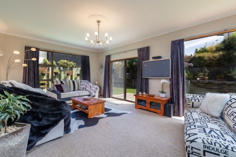 Photo of property in 40 Makora Road, Otaihanga, Paraparaumu, 5036