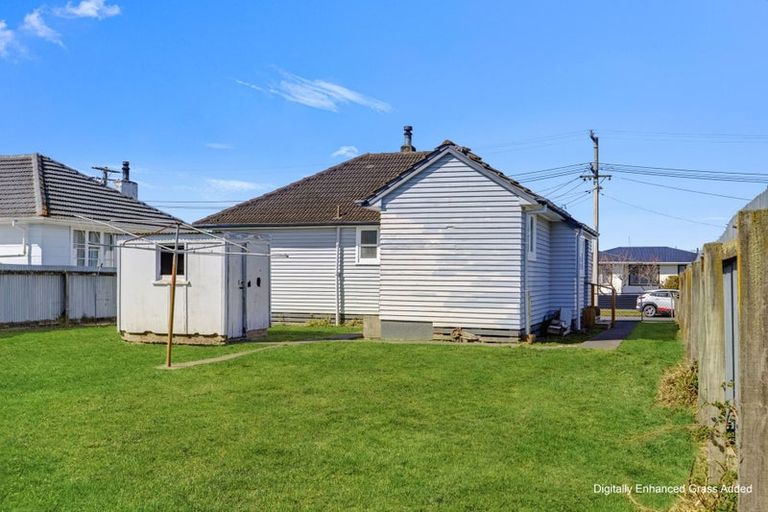 Photo of property in 15 Cameron Crescent, Masterton, 5810