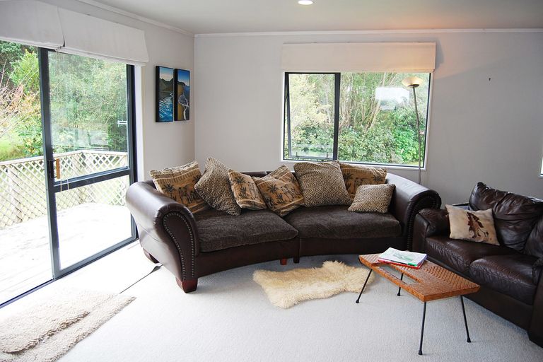 Photo of property in 1150 Oneriri Road, Kaiwaka, 0573