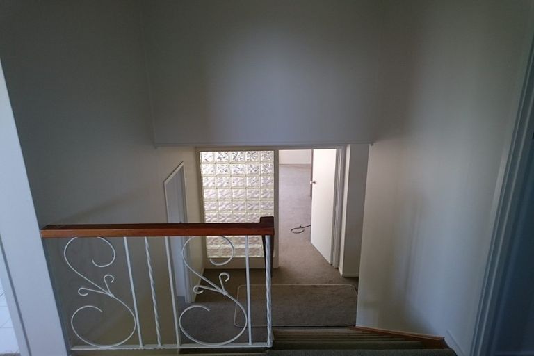 Photo of property in 21 Priestley Drive, Bucklands Beach, Auckland, 2014