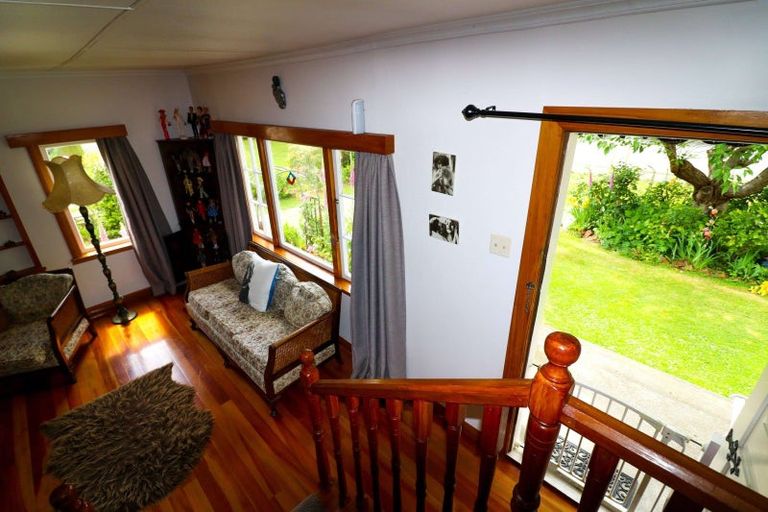 Photo of property in 34 Queen Street, Dannevirke, 4930