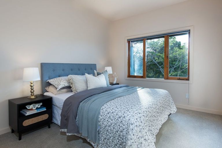 Photo of property in 6 Muritai Road, Milford, Auckland, 0620
