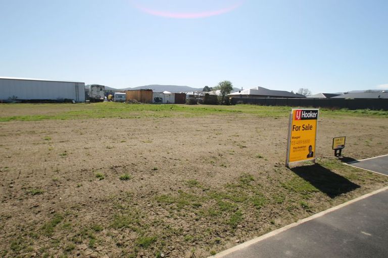 Photo of property in 28 Didham Drive, Mosgiel, 9024