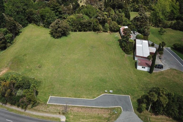 Photo of property in 2567 Rings Road, Coromandel, 3506