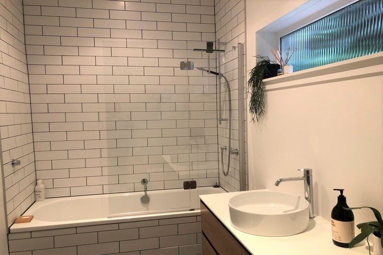 Photo of property in 92 Coromandel Street, Newtown, Wellington, 6021