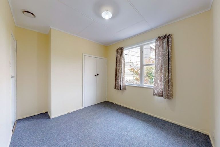 Photo of property in 3 Parenga Street, Wainuiomata, Lower Hutt, 5014