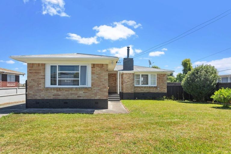 Photo of property in 14 Boon Street, Manurewa, Auckland, 2102