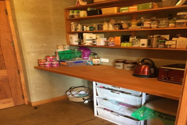 Photo of property in 117 Worrall Road, Kumeu, 0891