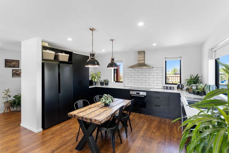 Photo of property in 2/32 Glenmark Drive, Waipara, Amberley, 7483