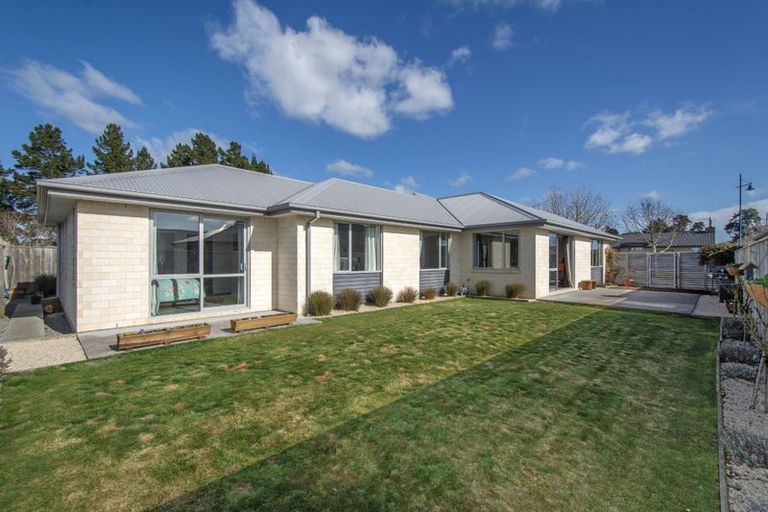 Photo of property in 6 Taniwha Street, Pegasus, 7612