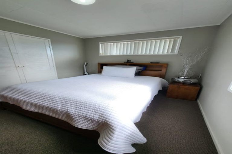 Photo of property in 58 Sharland Avenue, Manurewa, Auckland, 2102