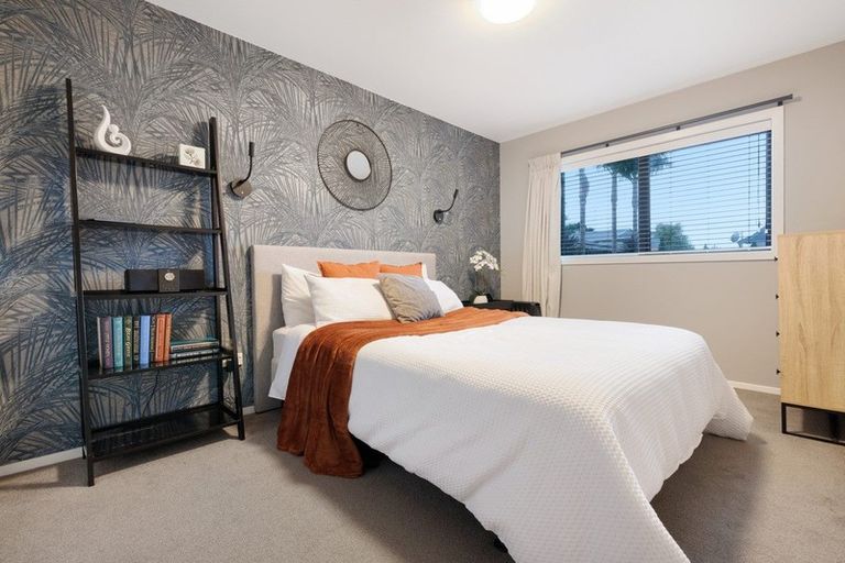 Photo of property in 71 Dickson Road, Papamoa Beach, Papamoa, 3118