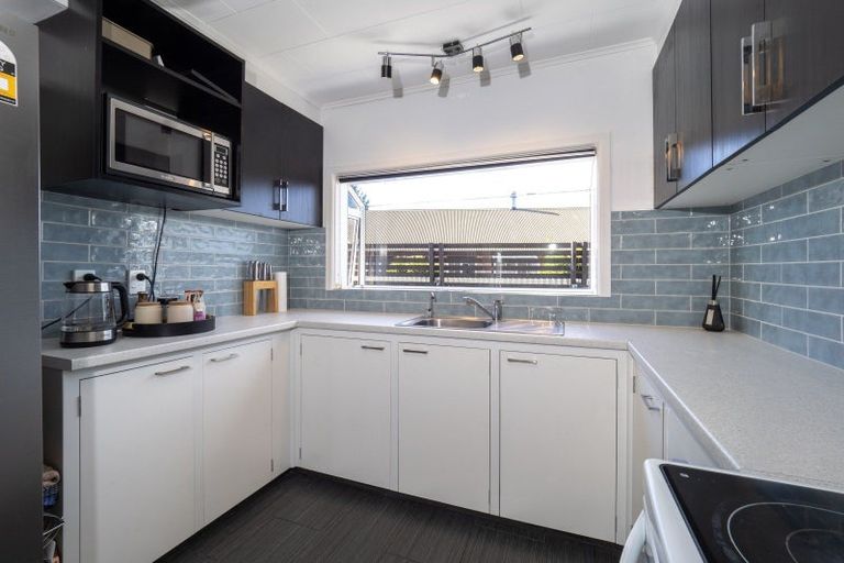 Photo of property in 170 Mcmurdo Street, Tinwald, Ashburton, 7700