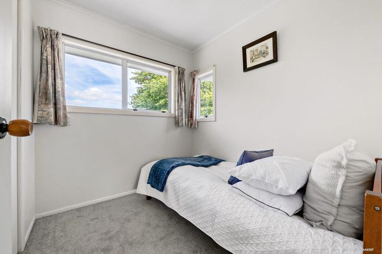 Photo of property in 23a Reeves Road, Pakuranga, Auckland, 2010