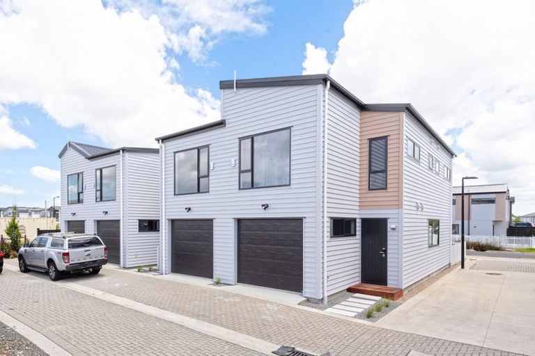 Photo of property in 31 Turret Lane, Hobsonville, Auckland, 0616