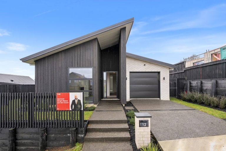 Photo of property in 12 Akakura Terrace, Peacocke, Hamilton, 3206