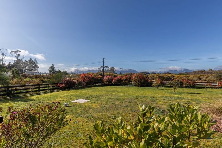 Photo of property in 29 Greenstone Road, Kumara, 7832