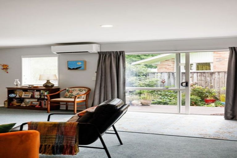 Photo of property in 57 Browning Street, Leamington, Cambridge, 3432