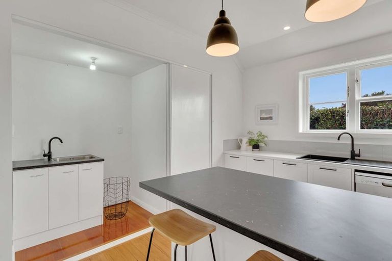 Photo of property in 2 Richmond Street, Whanganui East, Whanganui, 4500