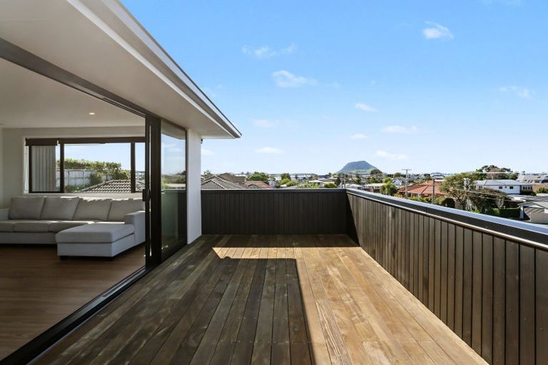 Photo of property in 3 Tirinui Crest Road, Otumoetai, Tauranga, 3110