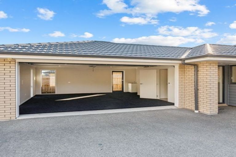 Photo of property in 5 Pohe Street, Waikanae, 5036