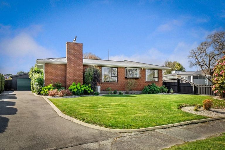 Photo of property in 10 Charles Upham Avenue, Hillmorton, Christchurch, 8025