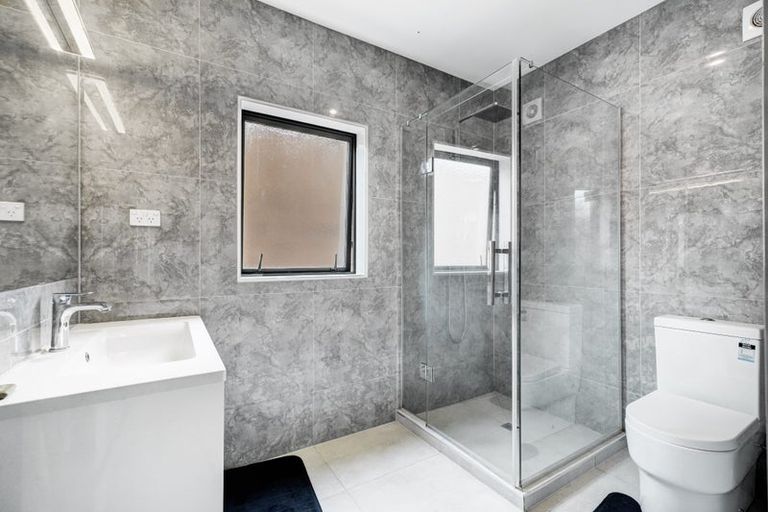 Photo of property in 31 Shibata Rise, Ranui, Auckland, 0612