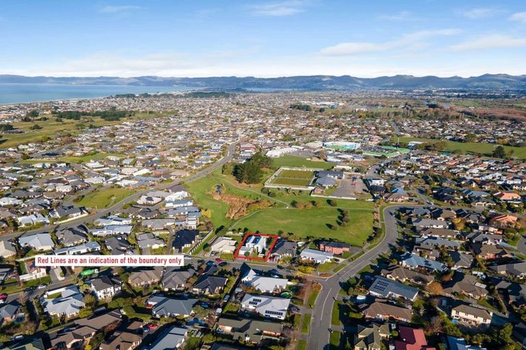 Photo of property in 31 Linkwater Way, Parklands, Christchurch, 8083