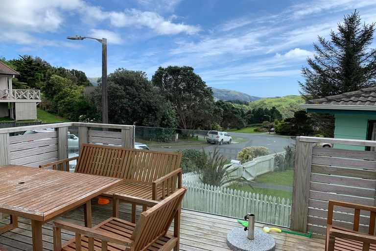 Photo of property in 25 Nassau Avenue, Grenada North, Wellington, 5028