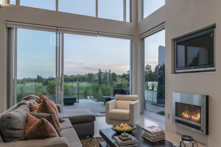 Photo of property in 18 Sheriff Place, Riverlea, Hamilton, 3216