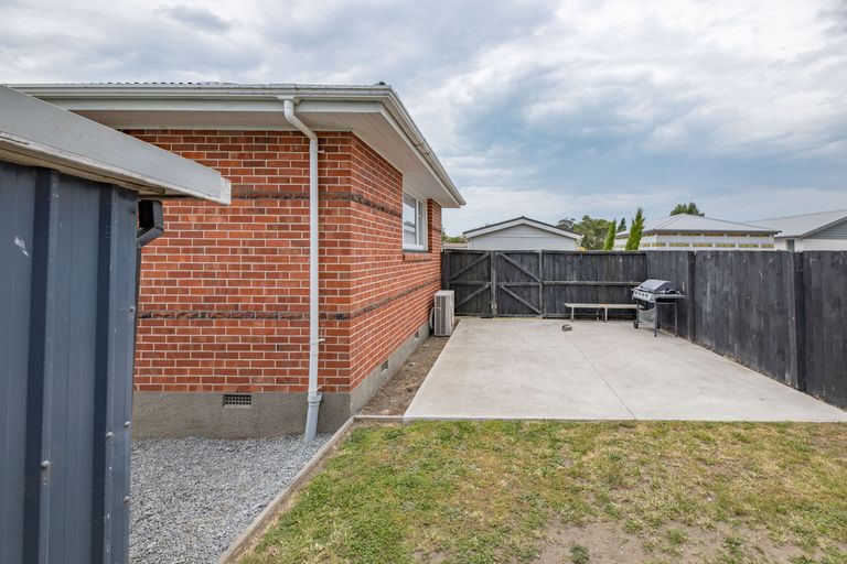 Photo of property in 349 Burwood Road, Burwood, Christchurch, 8083