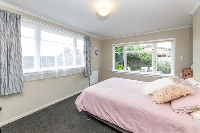 Photo of property in 349 Burwood Road, Burwood, Christchurch, 8083