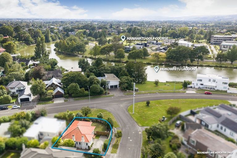 Photo of property in 35 Hardie Street, Hokowhitu, Palmerston North, 4410