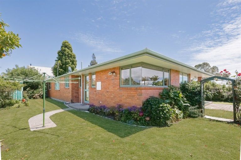 Photo of property in 34 Henley Street, Westport, 7825