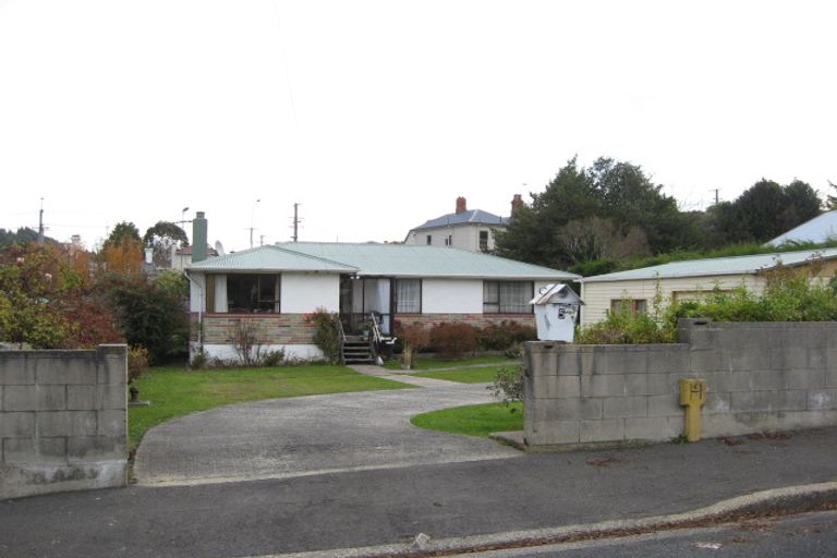Photo of property in 5 Jellicoe Crescent, Kaikorai, Dunedin, 9010