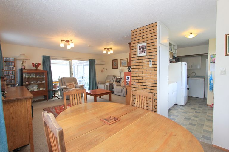 Photo of property in 60c Mclauchlan Street, Springlands, Blenheim, 7201